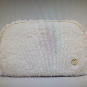 Lululemon belt bag